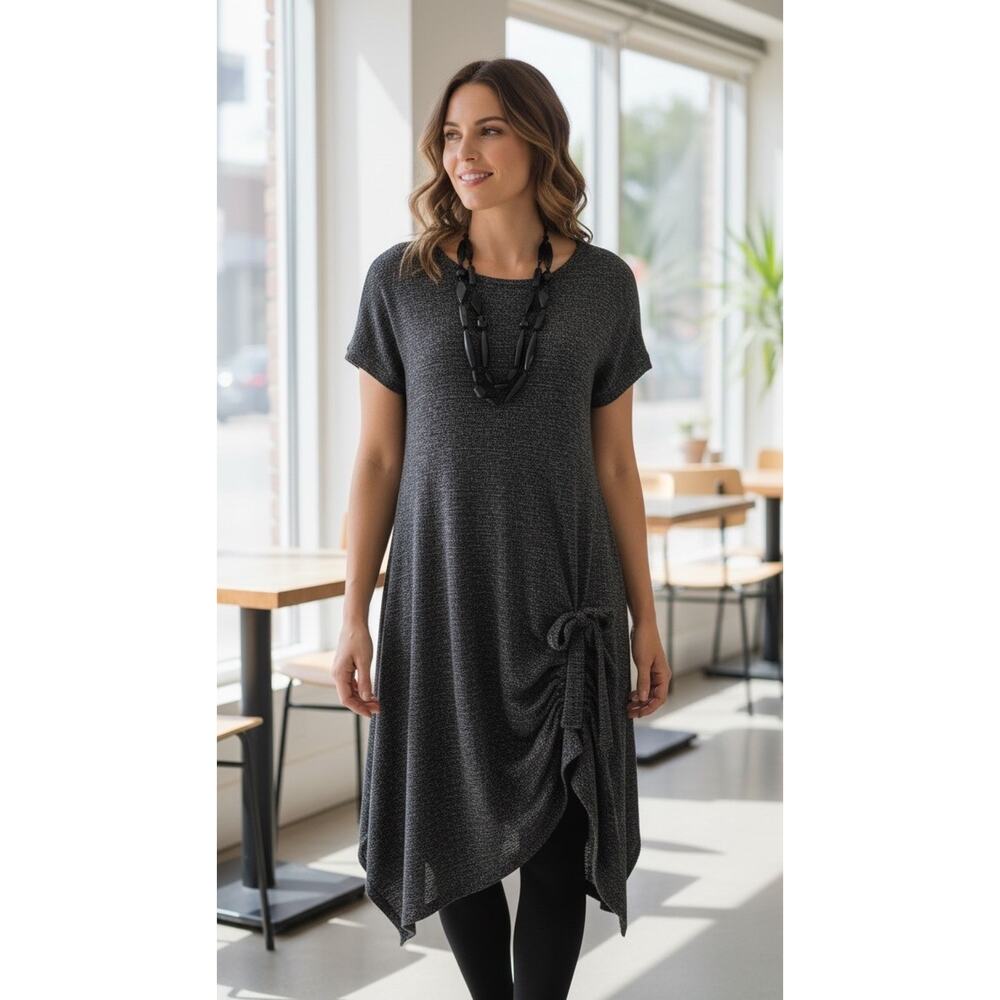 Comfy USA Size M Marled Black & Gray Waffle Knit Gathered Bottom Midi Dress